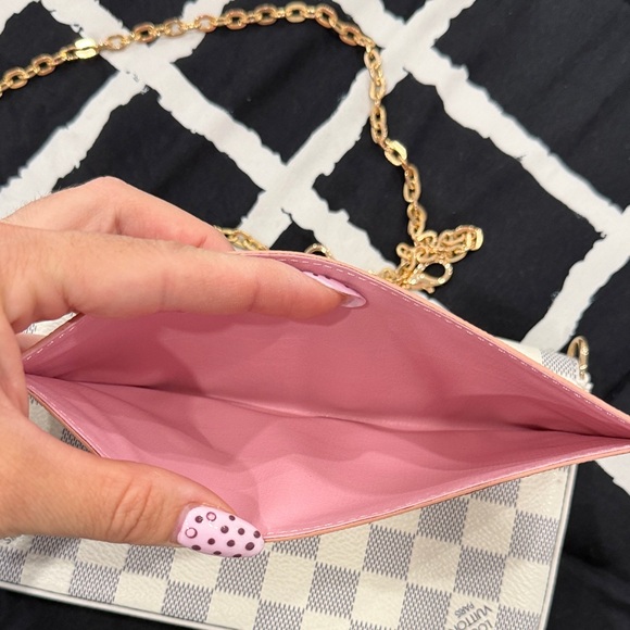 Checkered White and Gray Women's Bag - Picture 5 of 8